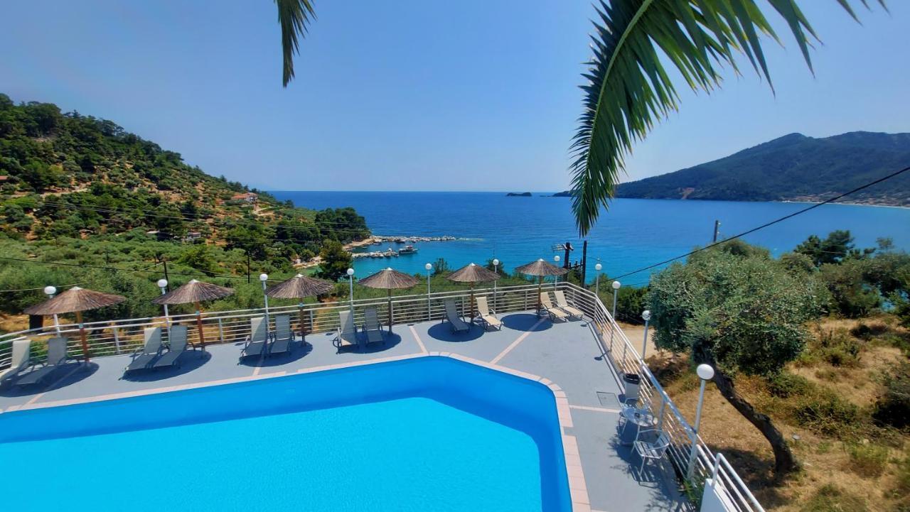 Dionysos Hotel Skala Potamia  Esterno foto