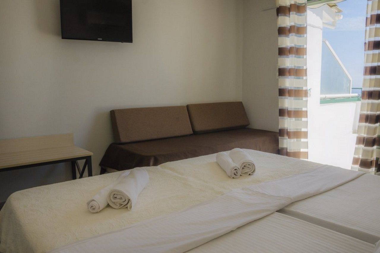 Dionysos Hotel Skala Potamia  Esterno foto